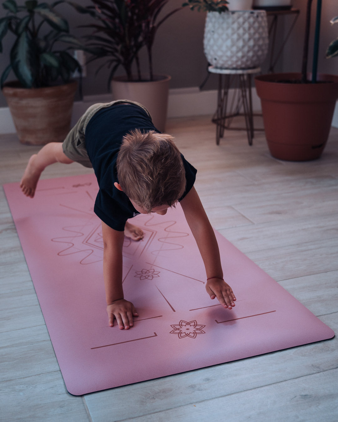 KIDS YOGA MAT CENTER LIGHT (Limited Edition)