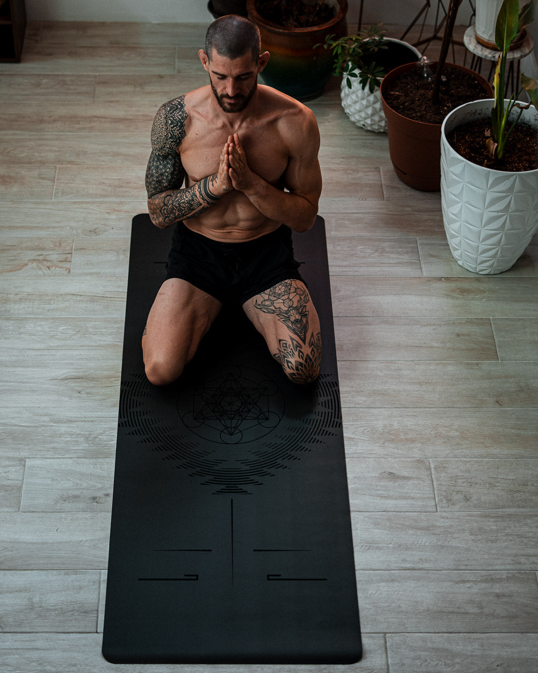 BLACKOUT TRAVEL YOGA MAT (Limited Edition)