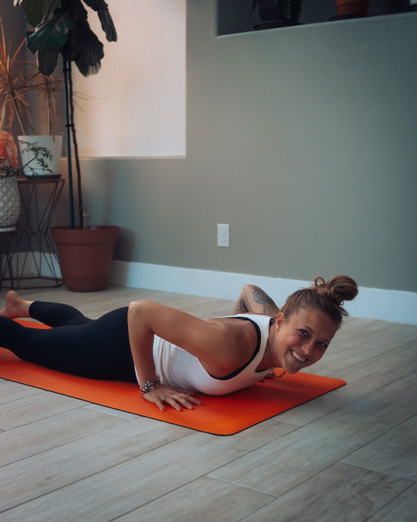 ORANGE STUDIO MINIMALIST YOGA MAT (Limited Edition)