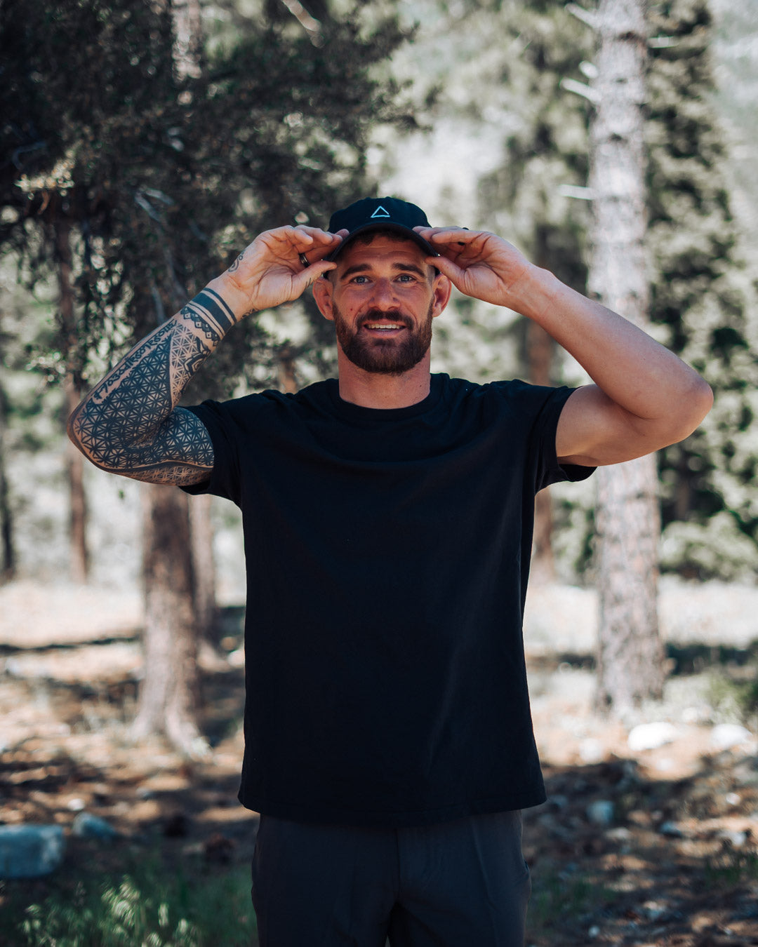 BLACK ORGANIC DAD HAT