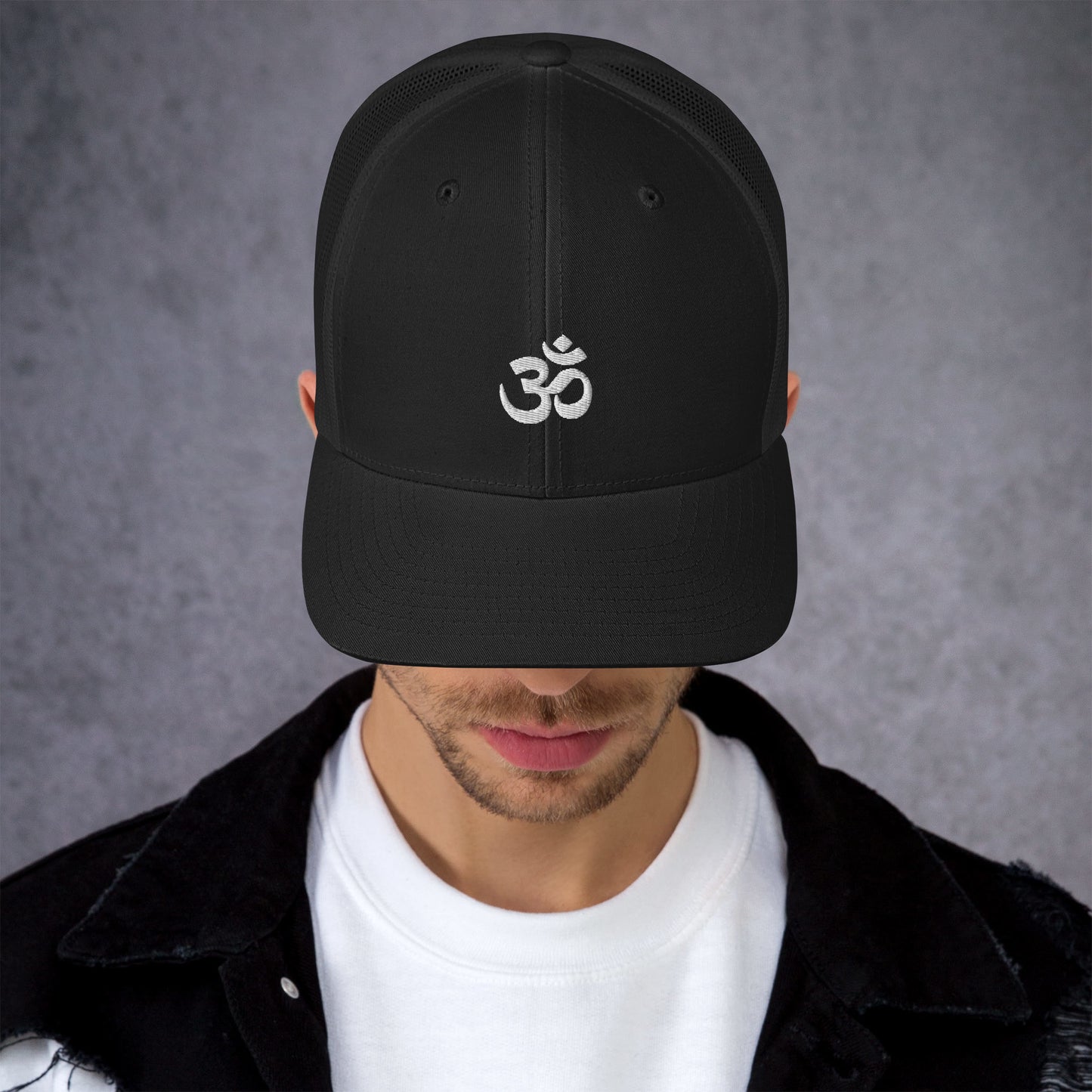 OM TRUCKER HAT