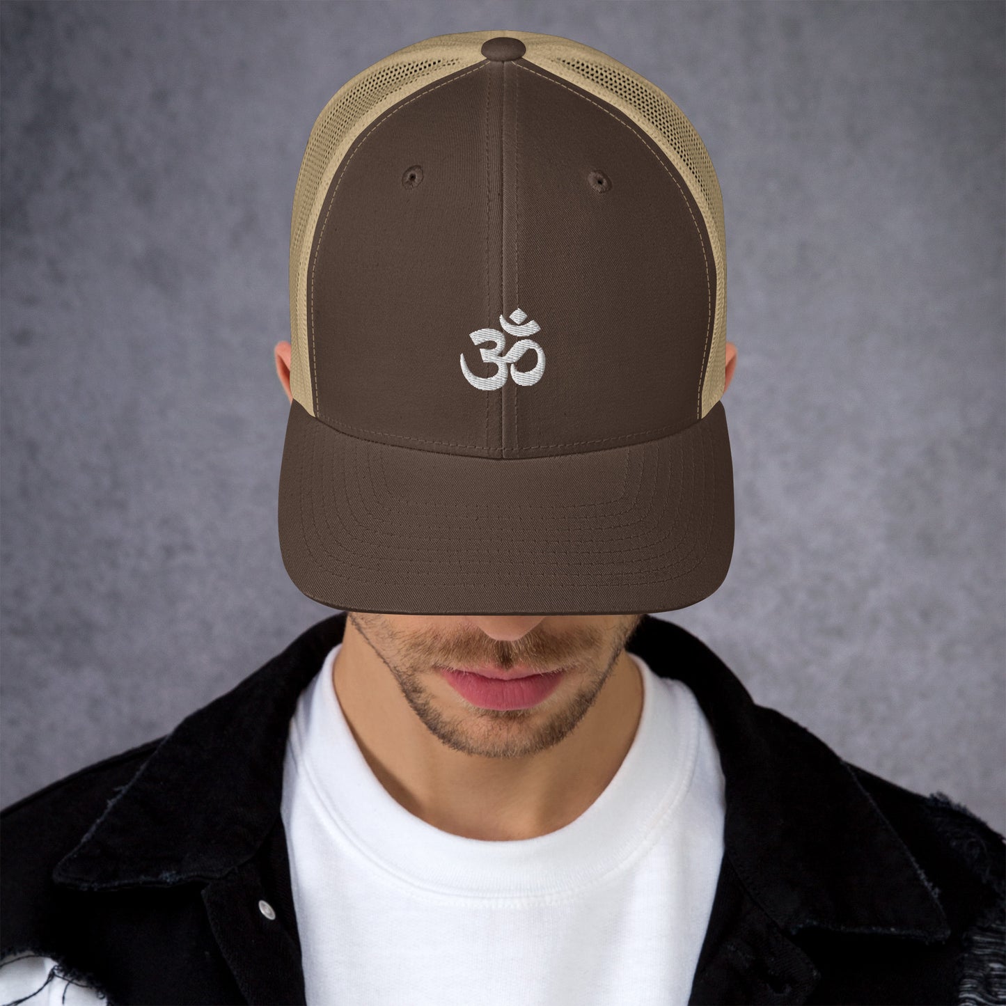 OM TRUCKER HAT