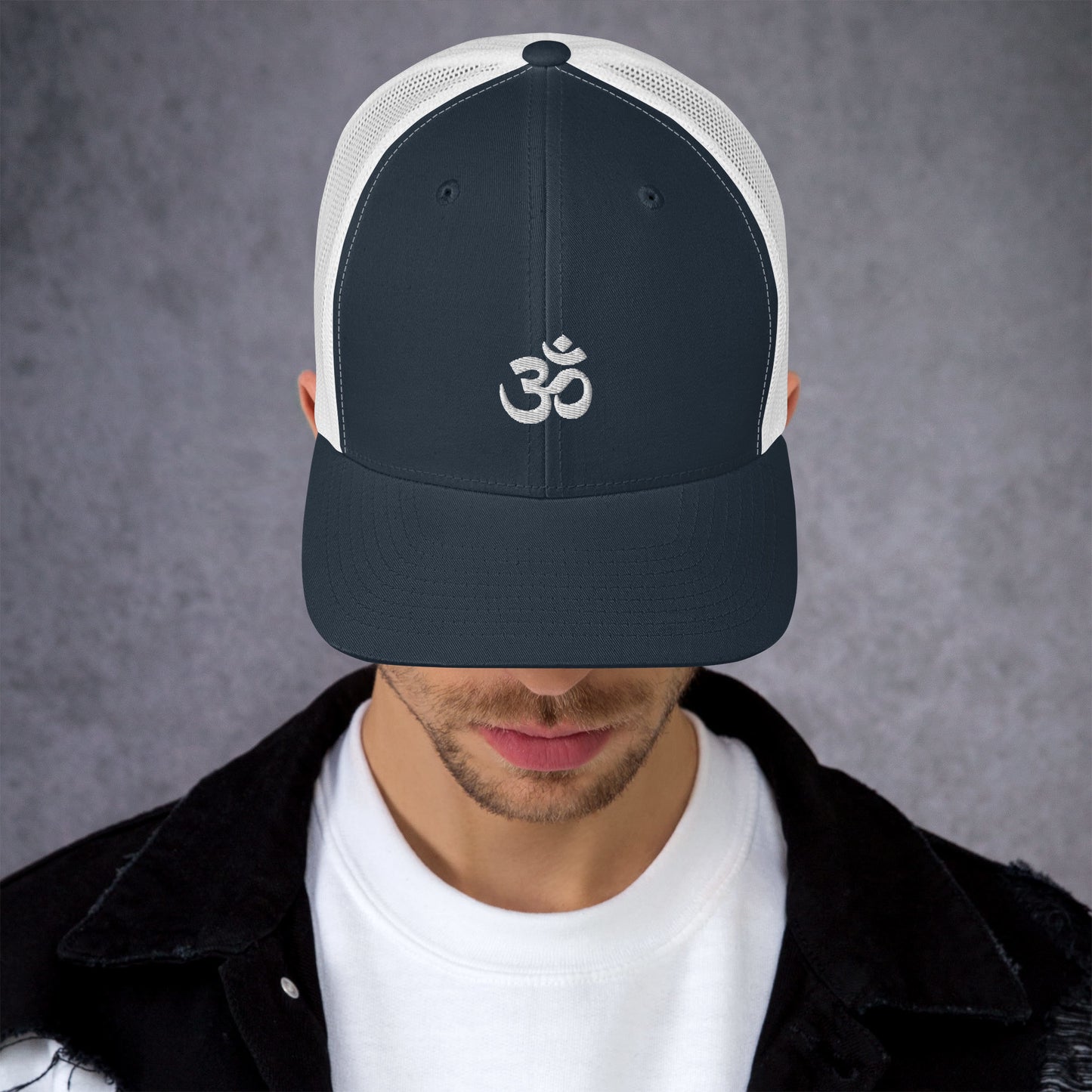 OM TRUCKER HAT